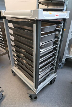 Stikvogn CAMBRO med kantiner