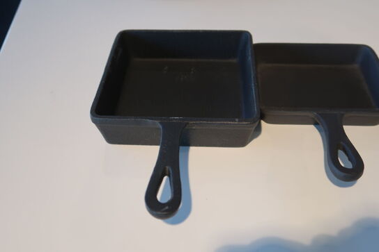 2 stk. mini stegepander - støbejern