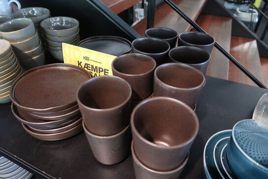 175 stk. tallerkerner, kopper, fade m.m.