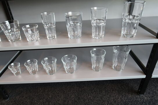 283 stk. glas og kander