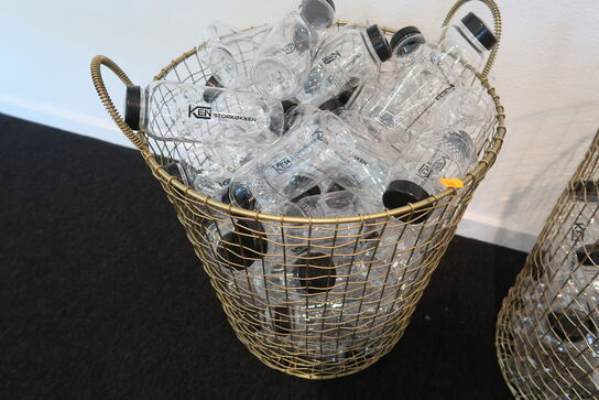 2 stk. kurve med drikkedunke