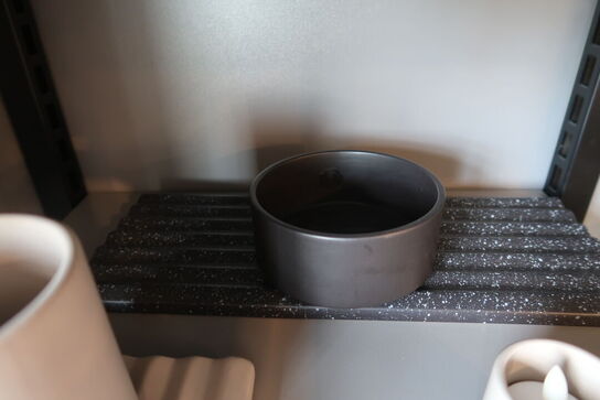 Vaser, lysestager m.m., bl.a. OOHH