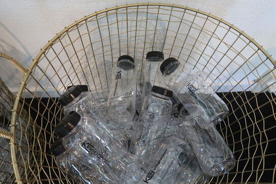 2 stk. kurve med drikkedunke