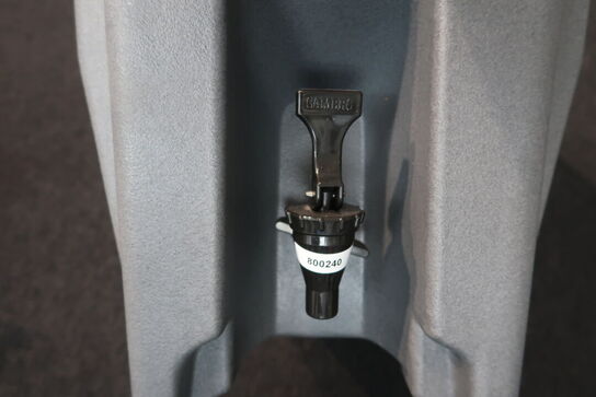 Termobeholder CAMBRO Camtainer