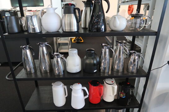 22 stk. tebrygger, termokander og serveringskander