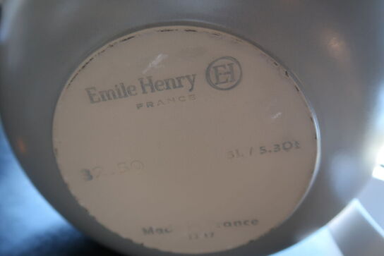 9 stk. skåle og fade EMILE HENRY