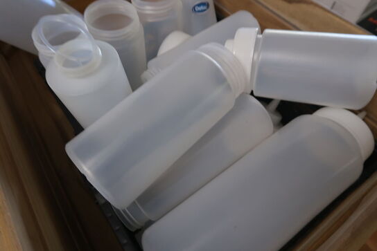 Trækasse med plastflasker