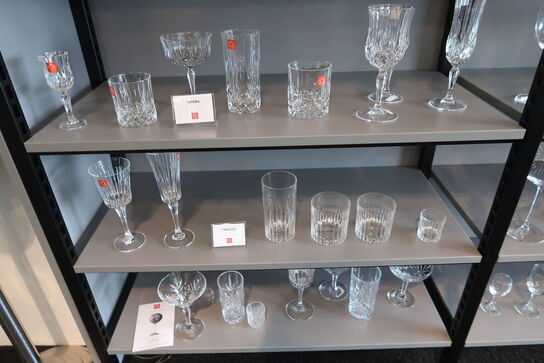 283 stk. glas og kander