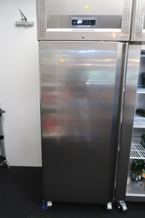 Køleskab TEFCOLD RK710
