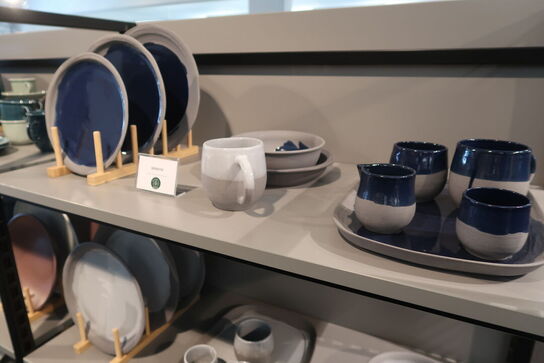 141 stk. tallerkener, kopper, skåle, kander m.m. ROSENTHAL, REVOL m.m.