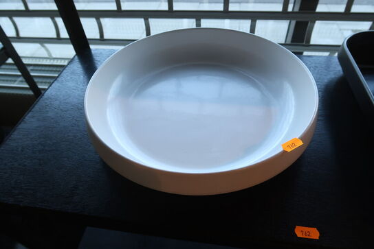 9 stk. skåle og fade EMILE HENRY