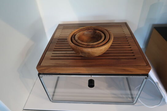 Buffetdisplays, LED-lys SIRUS med opladestation m.m.
