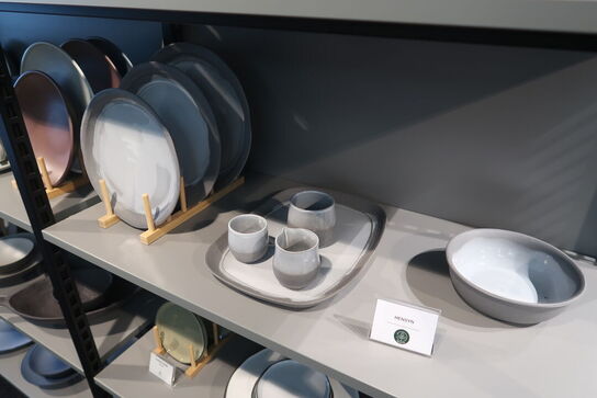 141 stk. tallerkener, kopper, skåle, kander m.m. ROSENTHAL, REVOL m.m.