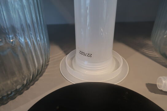 2 stk. dispensere med taphane