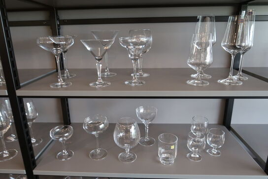 283 stk. glas og kander