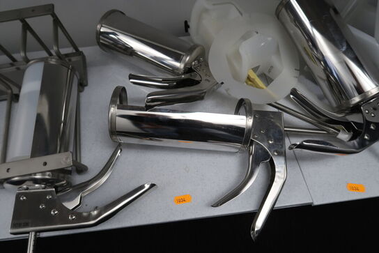 Dressingpumper, ketchupdispensere, plastflasker m.m.