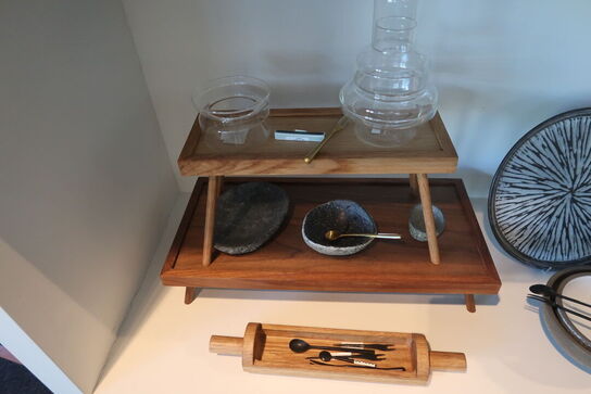 Opsatse, tallerkener, skåle  m.m.