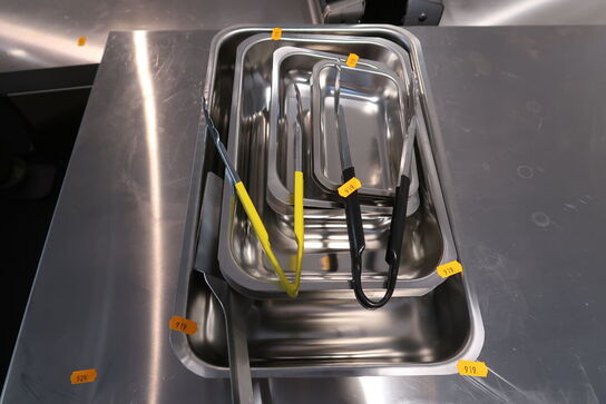 7 stk. kantiner samt tænger