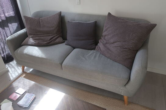 Sofa med puder