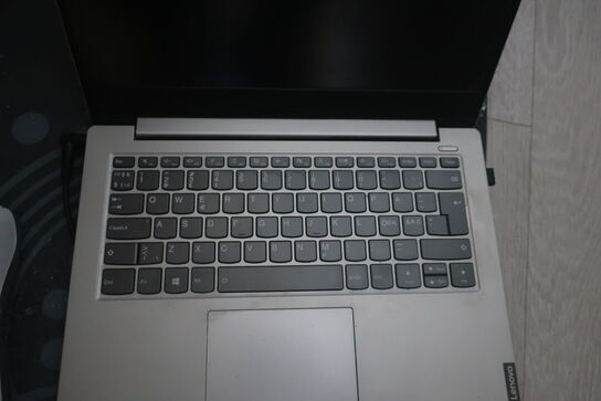 Bærbar computer LENOVO Ideapad S340-14API og flatpay terminal PAX A920Pro