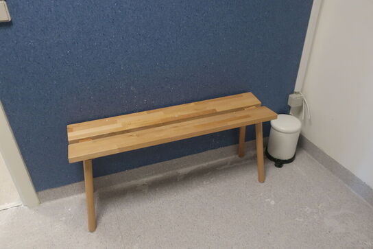 Skammel / skraldespand / planter m.m.