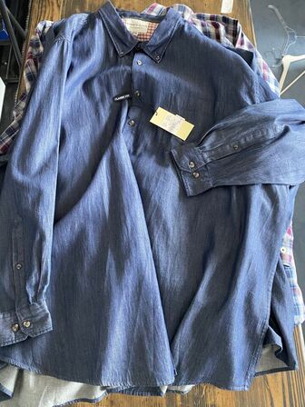 4 stk skjorter blandet str 6xl pris 1600.-