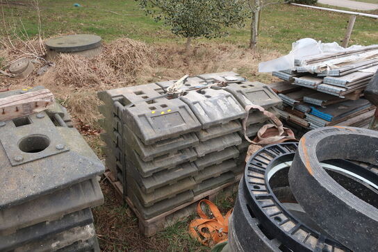 20 paller afspærringsmateriel