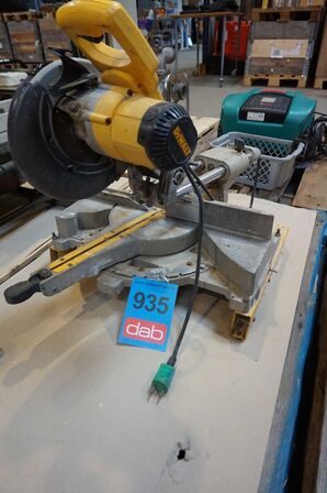 Dewalt kap/gearingssav (MOMSFRI)