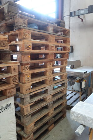 19 tomme paller (blandet engangs og EUR/EPAL)