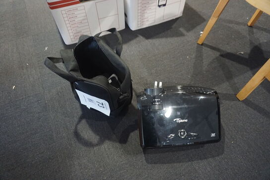 Projector OPTOMA EW762