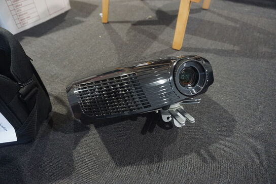 Projector OPTOMA EW762