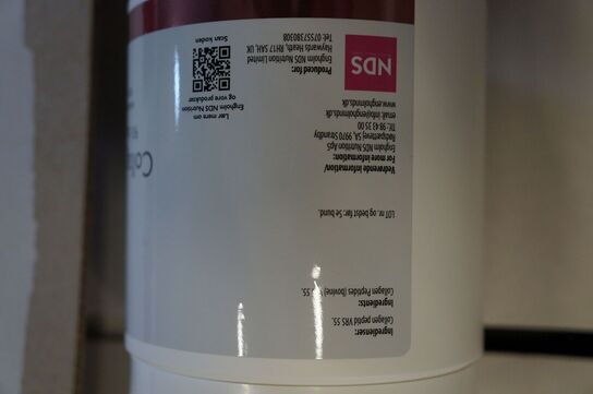 2 kasser med diverse NDS kosttilskud 