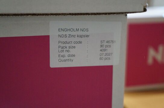 3 kasser med diverse NDS kosttilskud 