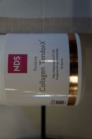 3 kasser med diverse NDS kosttilskud 