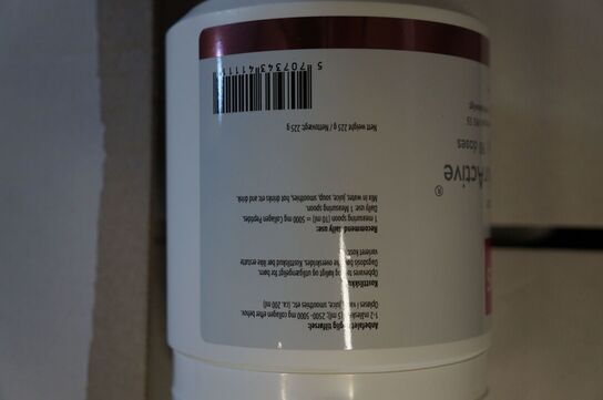 2 kasser med diverse NDS kosttilskud 