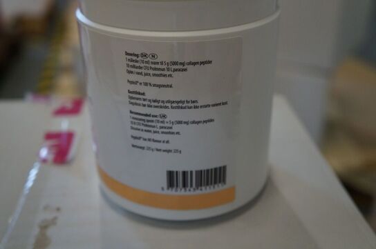 3 kasser med diverse NDS kosttilskud 