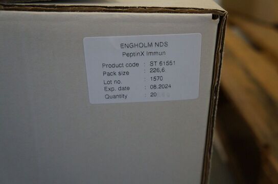 3 kasser med diverse NDS kosttilskud 