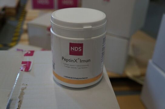 3 kasser med diverse NDS kosttilskud 