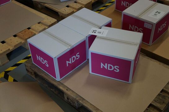 3 kasser med diverse NDS kosttilskud 