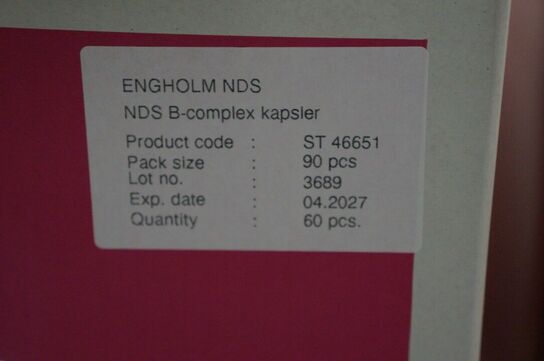 3 kasser med diverse NDS kosttilskud 