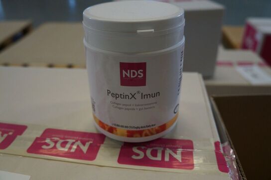 3 kasser med diverse NDS kosttilskud 