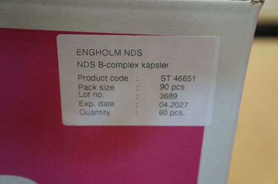 3 kasser med diverse NDS kosttilskud 