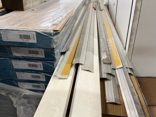 1 Palle med Berry Alloc Gulv brædder og lister