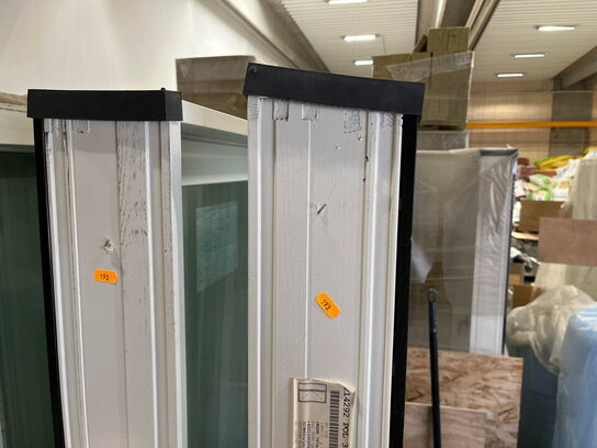 1 Palle med 2 Glas partier og dør