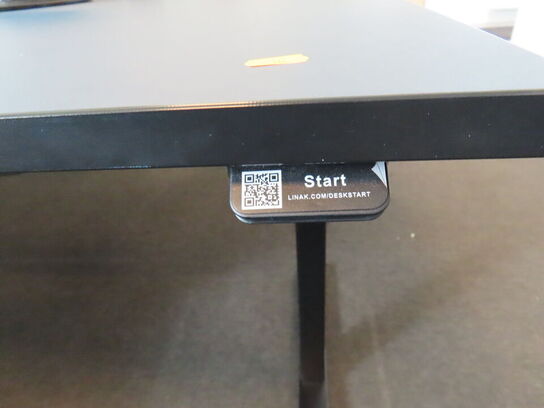 El. hæve/sænke skrivebord, RUMAS, med udtrækskuffe