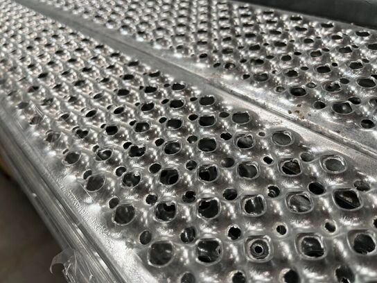 1 Palle med Metal Trin