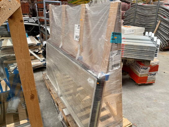 Glas dør med metal ramme 