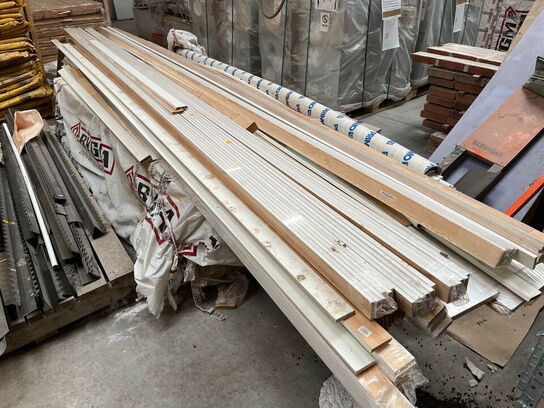 1 Palle med Fodlister og Plader