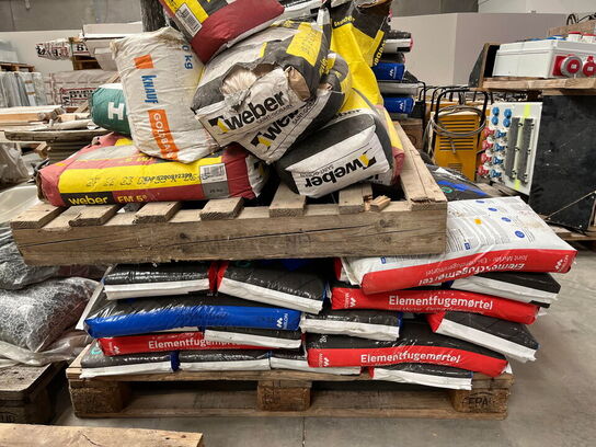 2 Paller med byggematrealer 