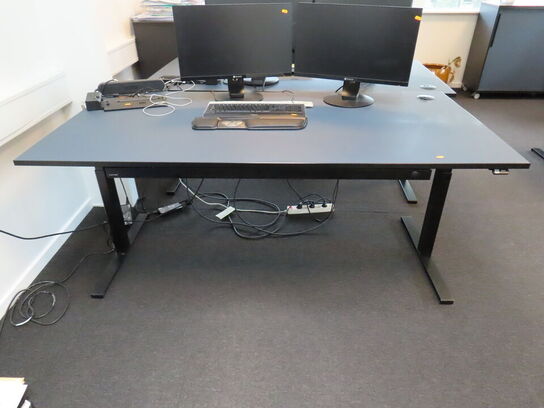 El. hæve/sænke skrivebord, RUMAS, med udtrækskuffe